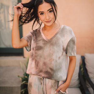 BF SALE Forgotten Dreams Tie Dye Top In Taupe